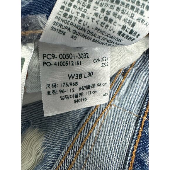 Levi’s 501 Size 38x30 Men’s Distressed Jeans Medium Wash Original Fit Straight - Picture 5 of 12